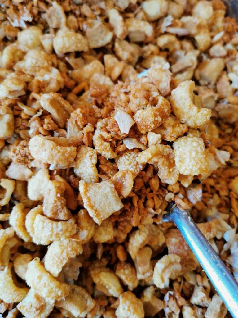 กระเทียม_เจียวกากหม_ูกับหมูล้วน_220501_3